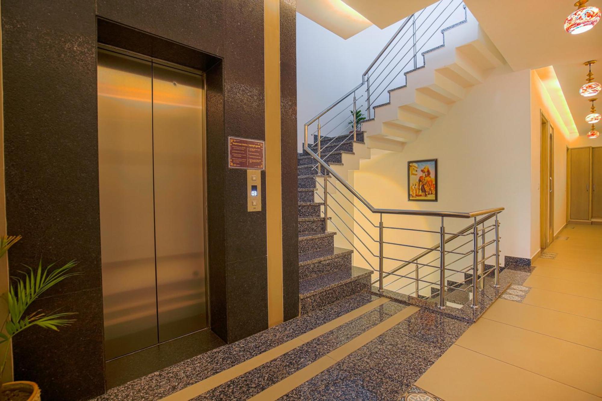 Hotel Golden Stay アムリトサル エクステリア 写真